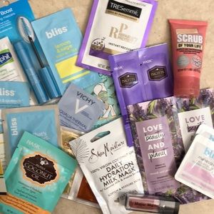 Goodies to go around ♥️